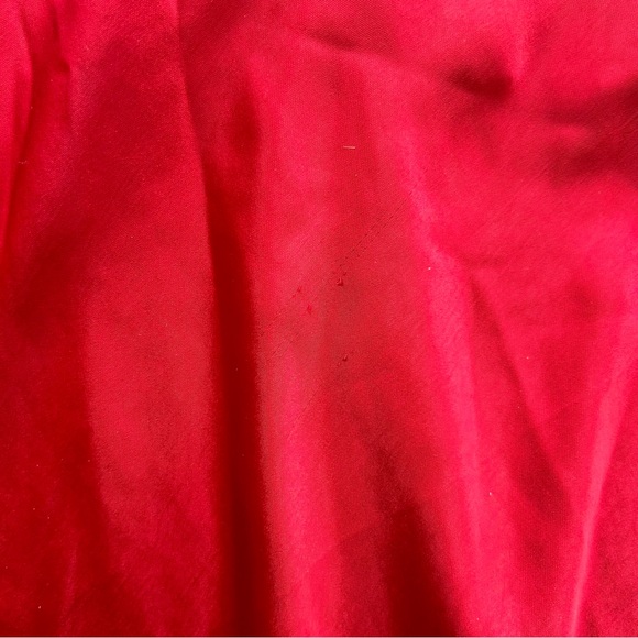 Selfie Leslie Well Versed Pleated Bust Front Split Dress in Wine - Picture 12 of 16